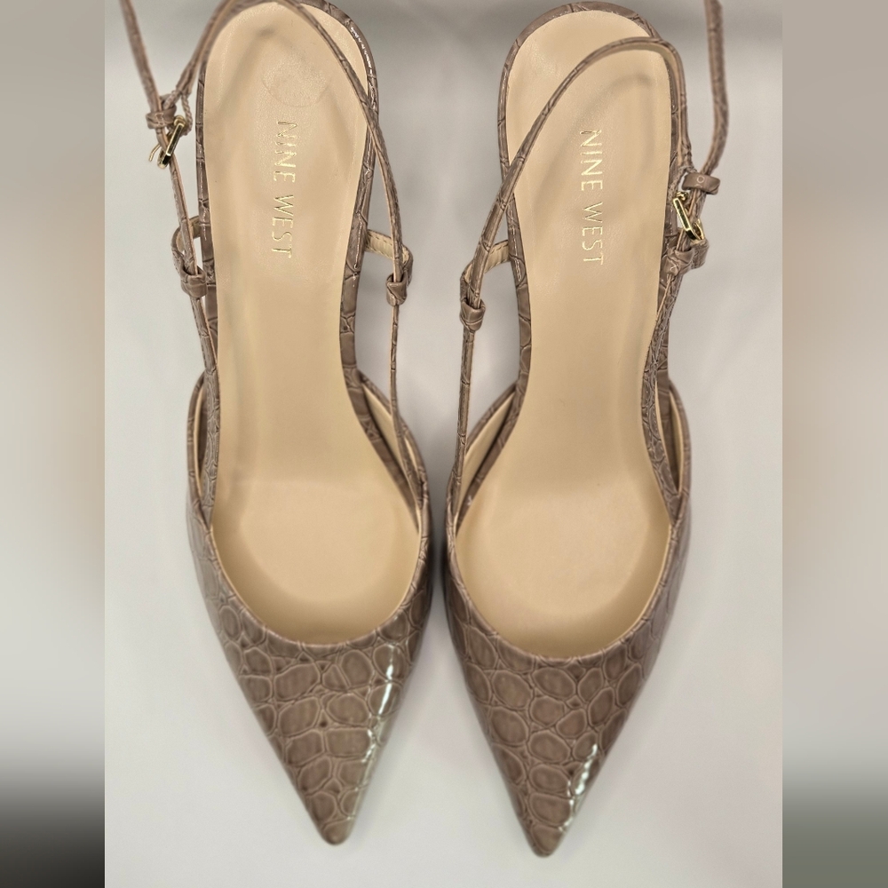 Nine West Women’s Tan Croc Embossed Pointed Toe Slingback Heels Size 10 NWOT.